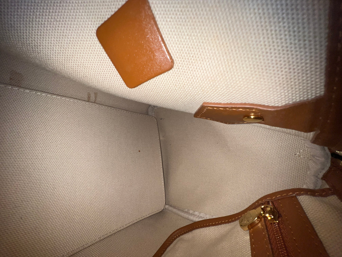 MCM BOSTON 25 W/ BONE
