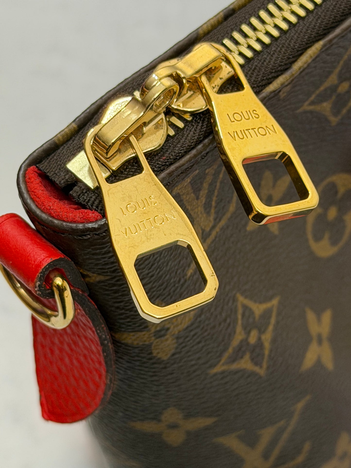 ESTRELA NM MONOGRAM RED