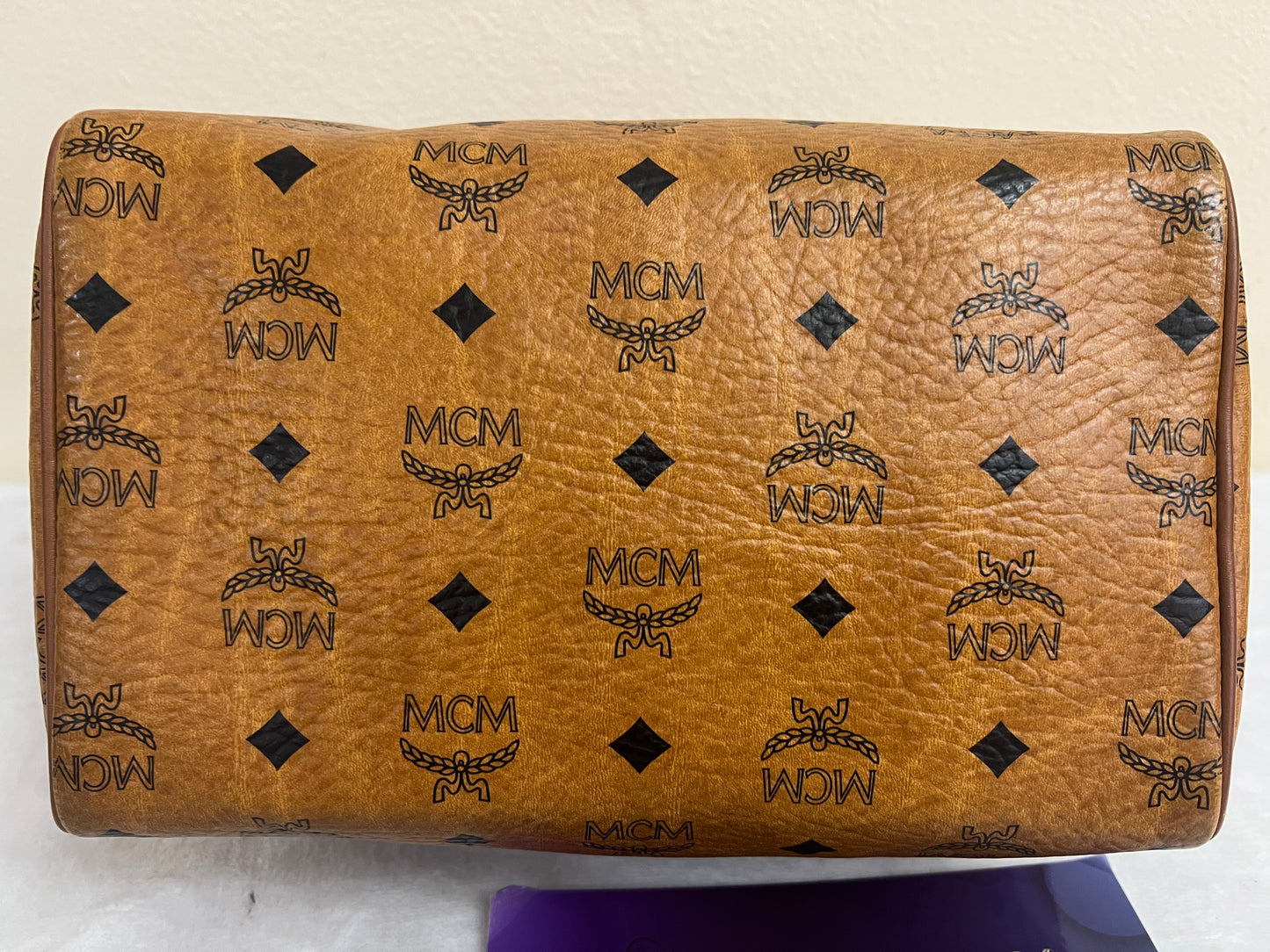 MCM BOSTON 25 W/ BONE