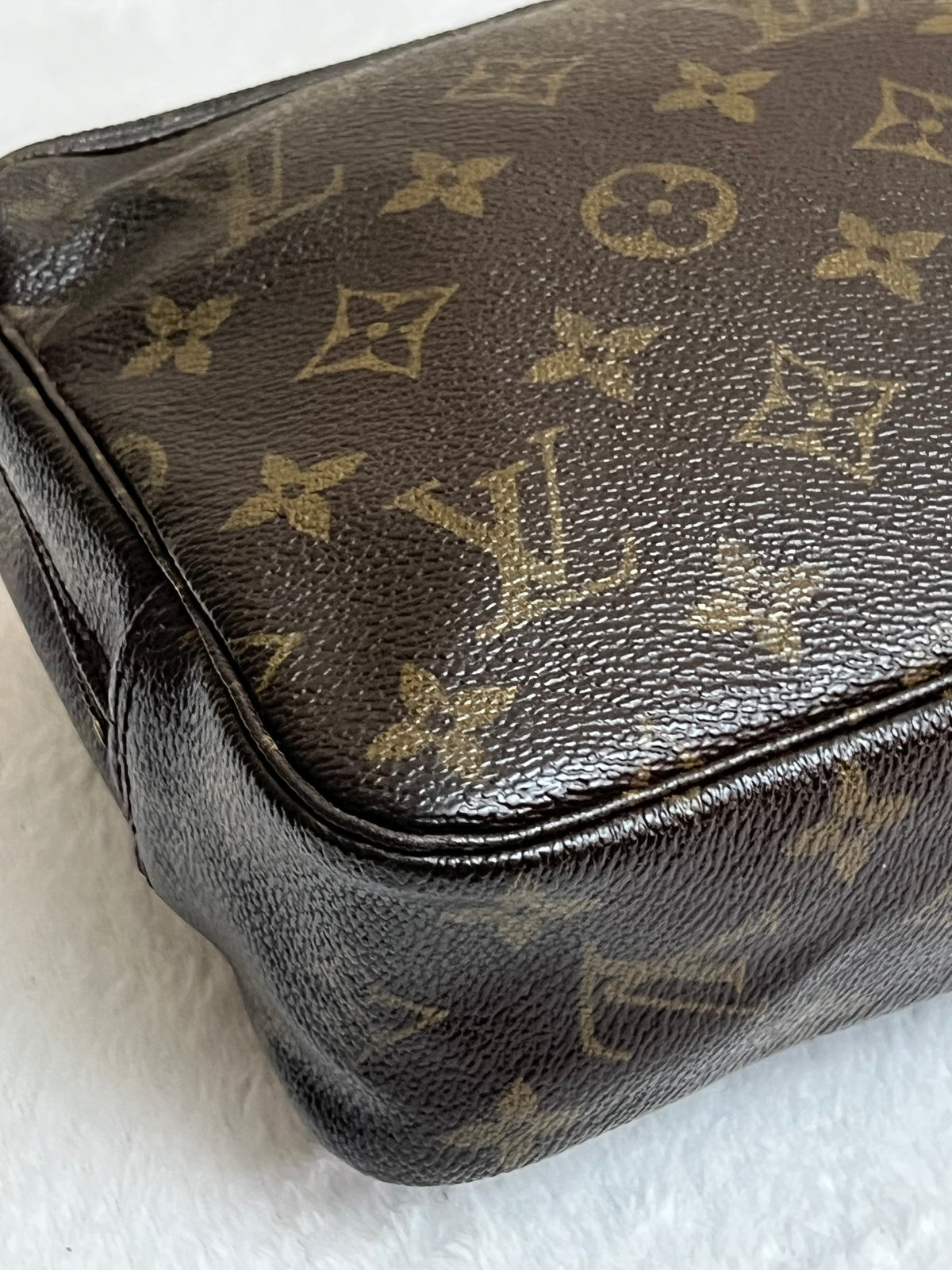 TROUSSE 23 MONO