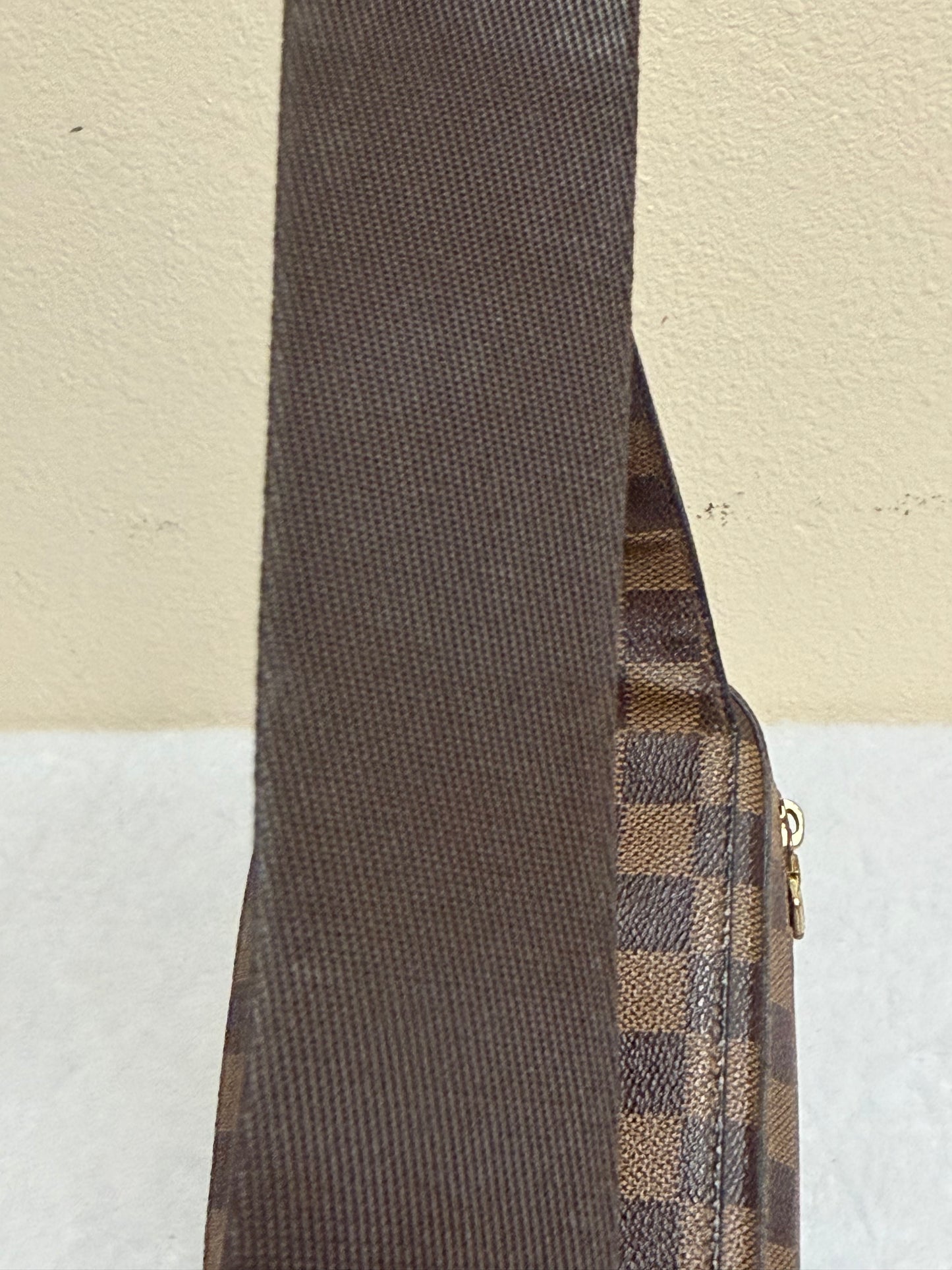 GERONIMO DAMIER 𝑩𝒖𝒎 𝒃𝒂𝒈