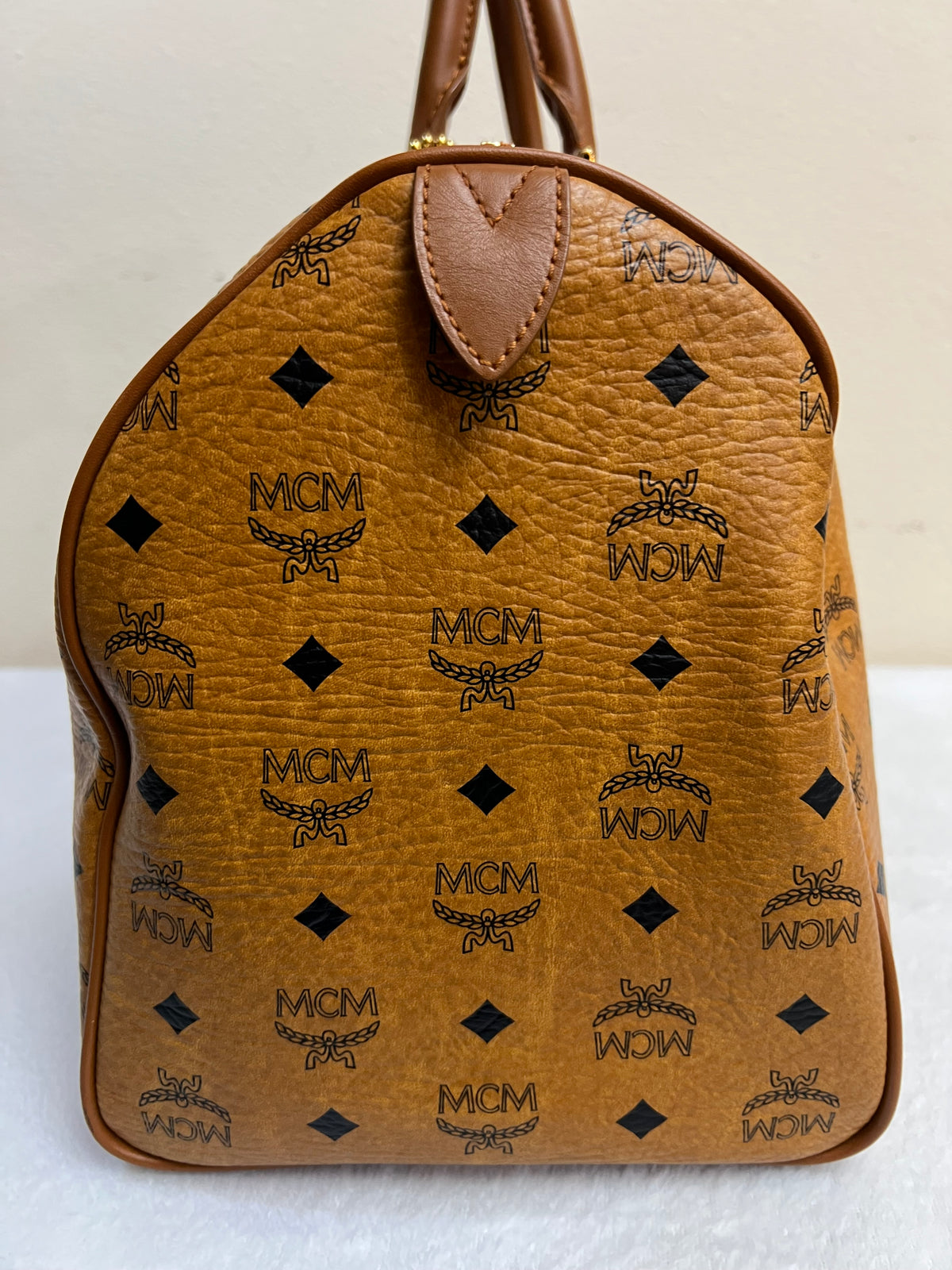MCM DUFFLE 40 COGNAC