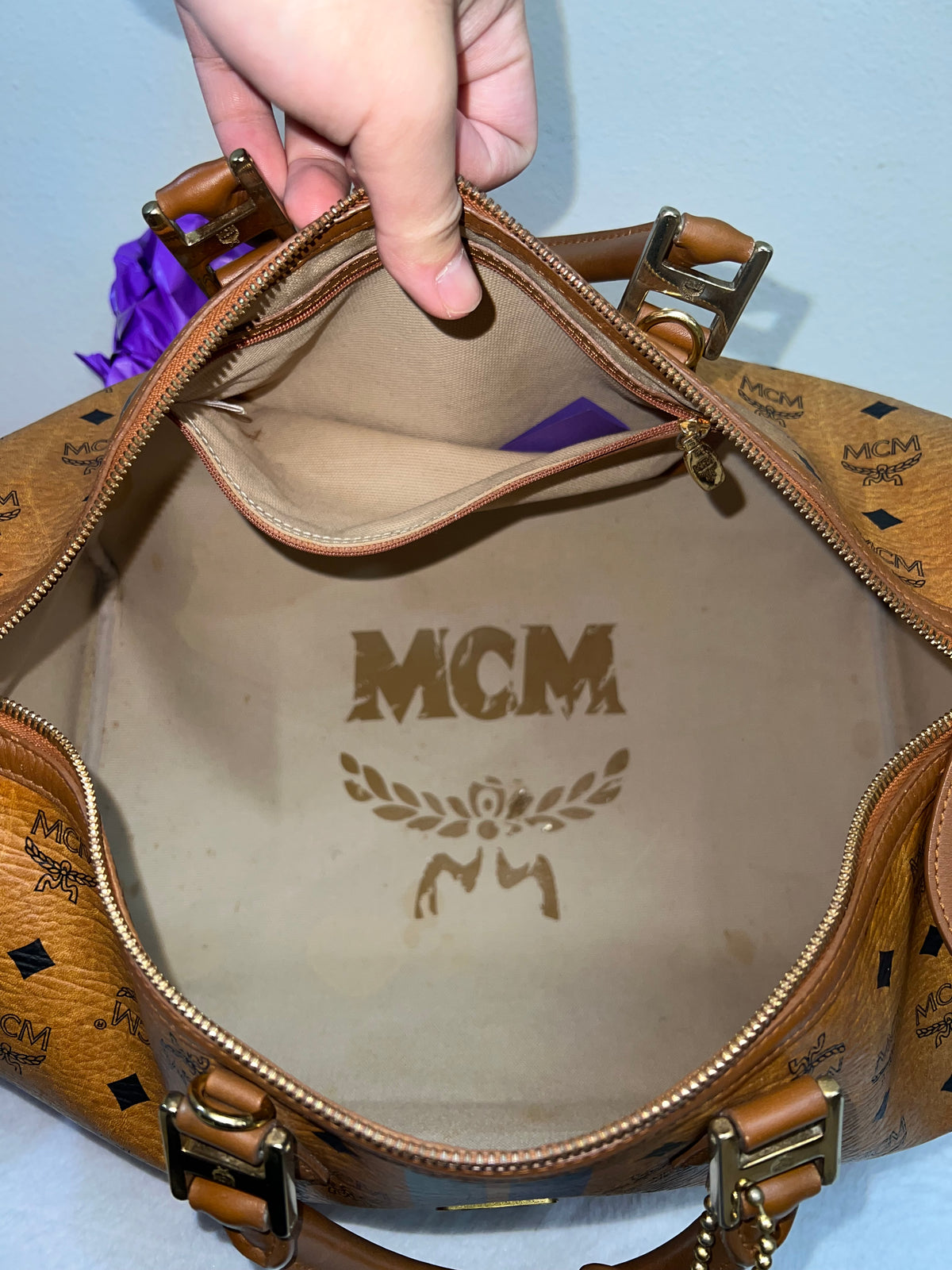 MCM DUFFLE 40 COGNAC
