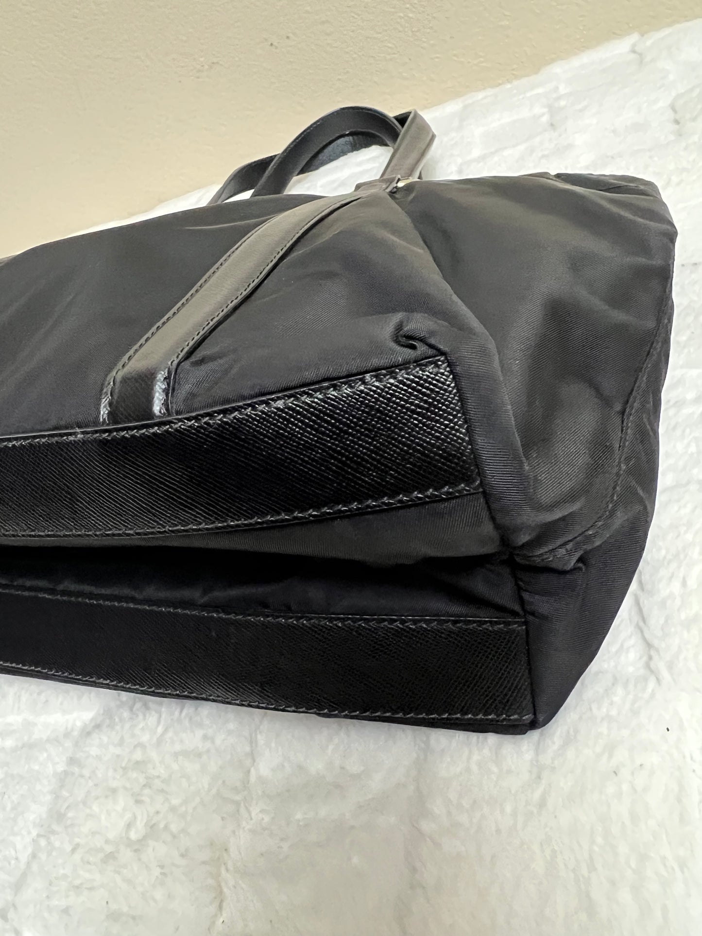 P_R_A_D_A TOTE BAG BLACK