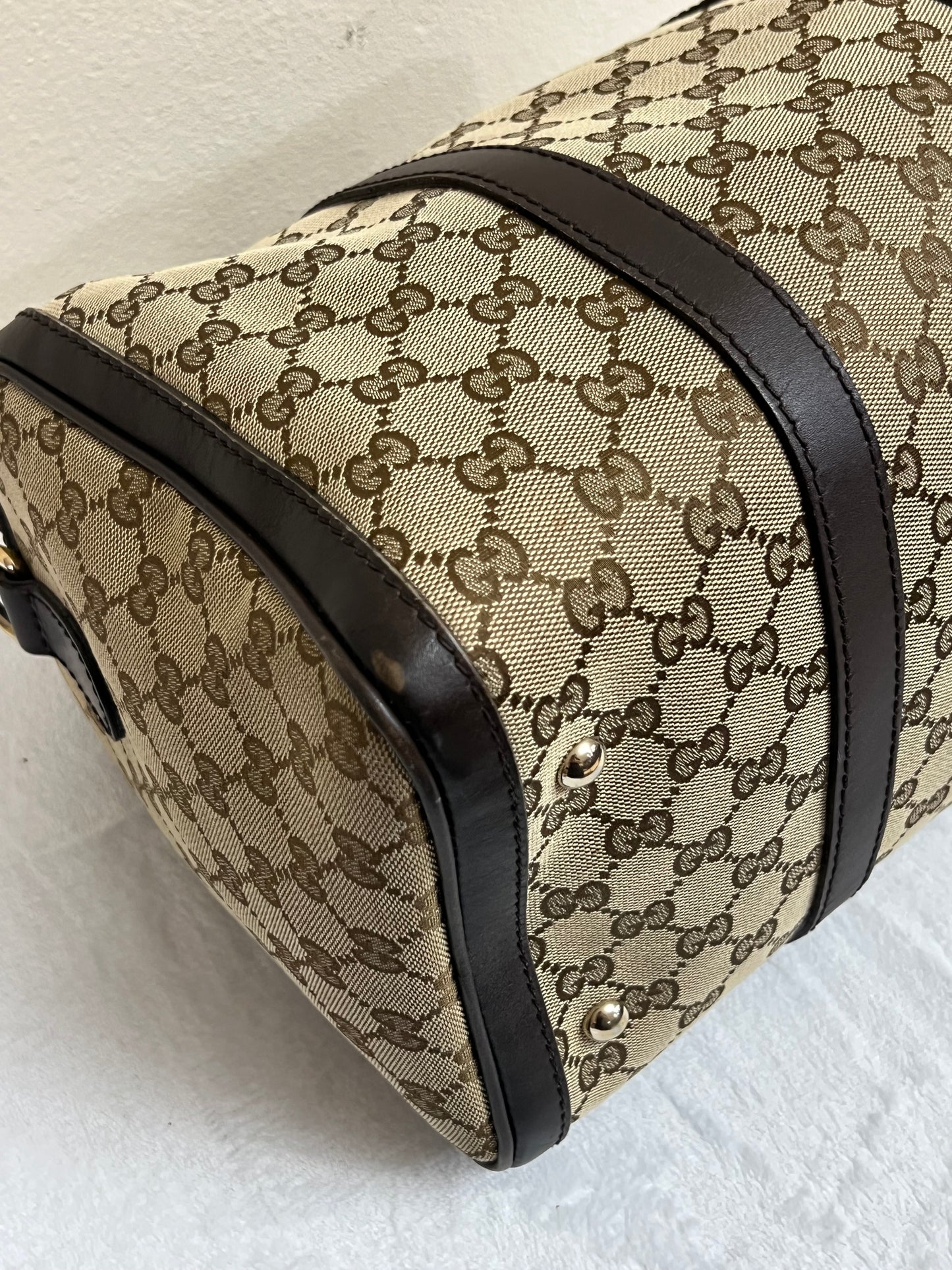 BOSTON CROSSBODY